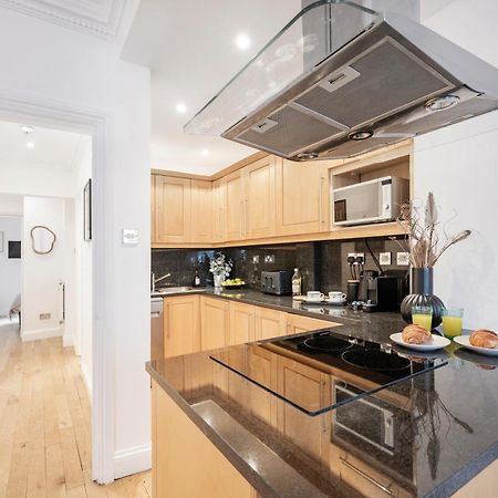 2 Bedr, 3 Beds, 1 Bath Thames, Trafalgar Sq Londýn Exteriér fotografie
