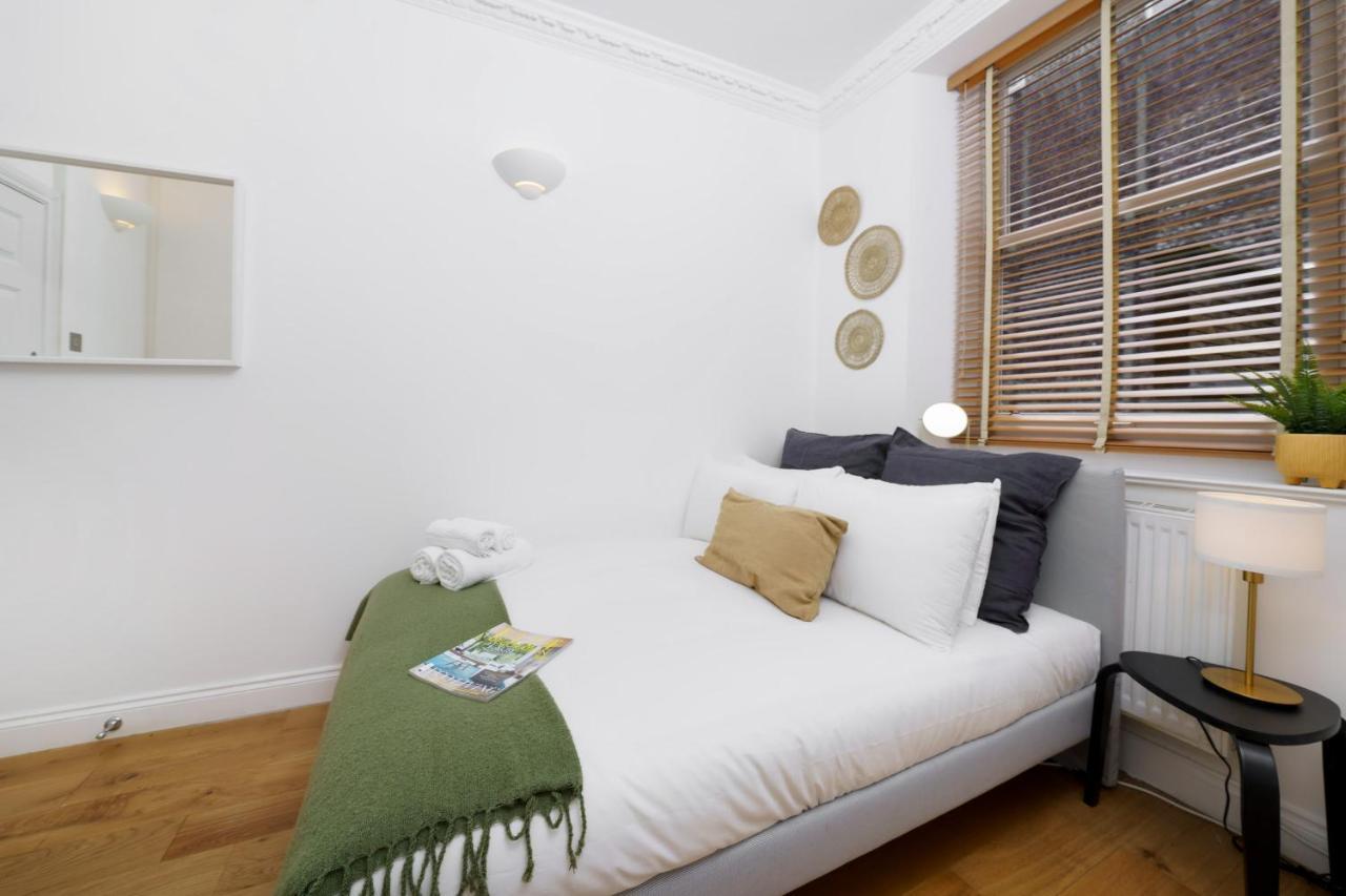 2 Bedr, 3 Beds, 1 Bath Thames, Trafalgar Sq Londýn Exteriér fotografie