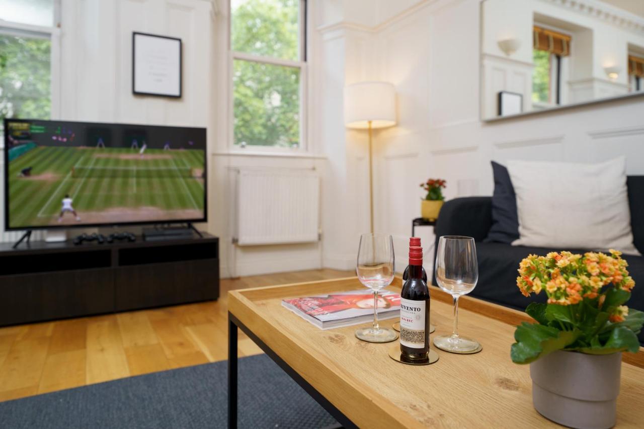 2 Bedr, 3 Beds, 1 Bath Thames, Trafalgar Sq Londýn Exteriér fotografie