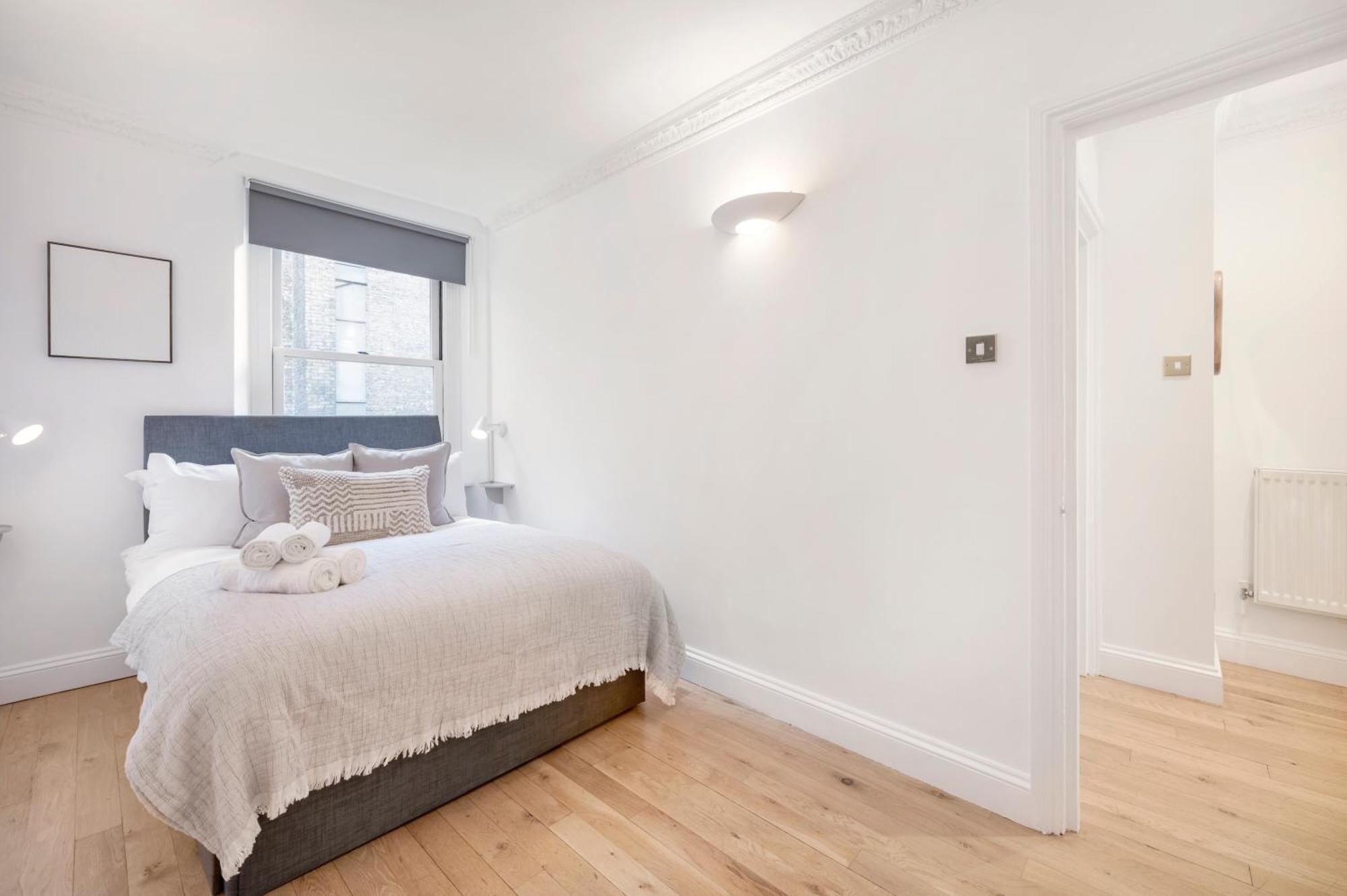 2 Bedr, 3 Beds, 1 Bath Thames, Trafalgar Sq Londýn Exteriér fotografie